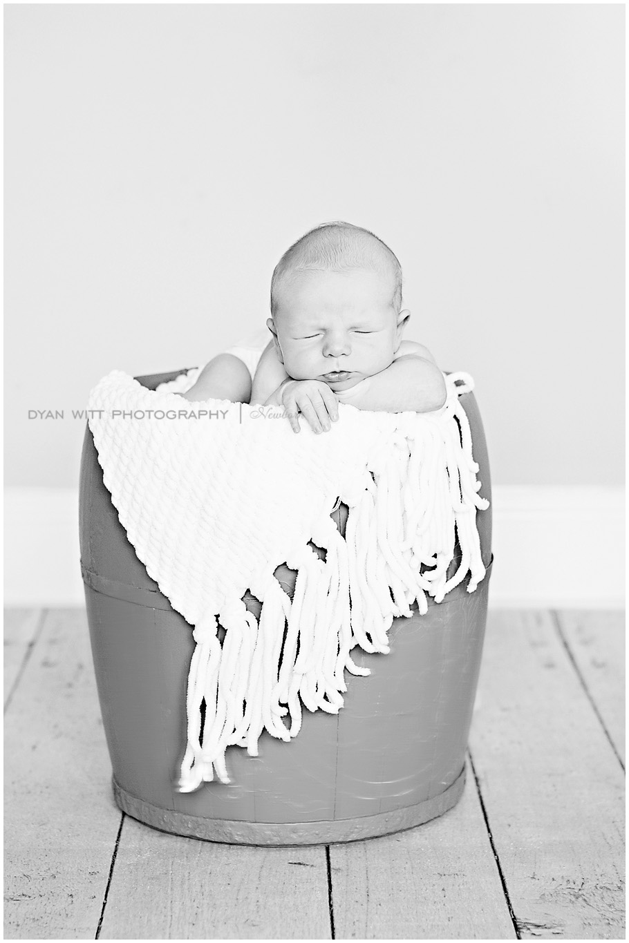 Norfolk Virginia Beach Newborn Photographer