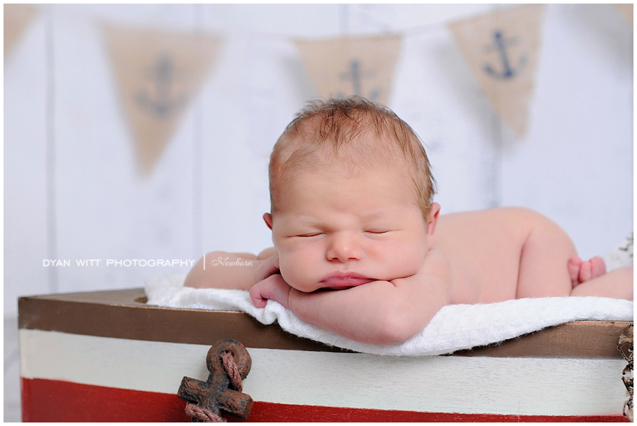 Norfolk Virginia Beach Newborn Photographer