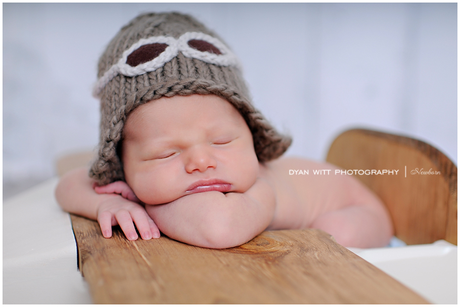 Norfolk Virginia Beach Newborn Photographer